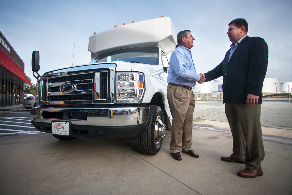 Bus leasing with 100% financing