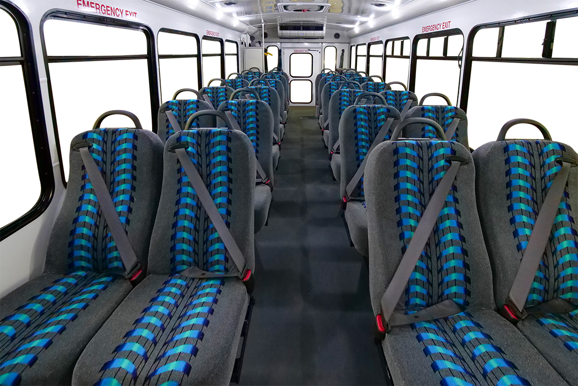 25-ADVANTAGE XL F550 FORD F550-04