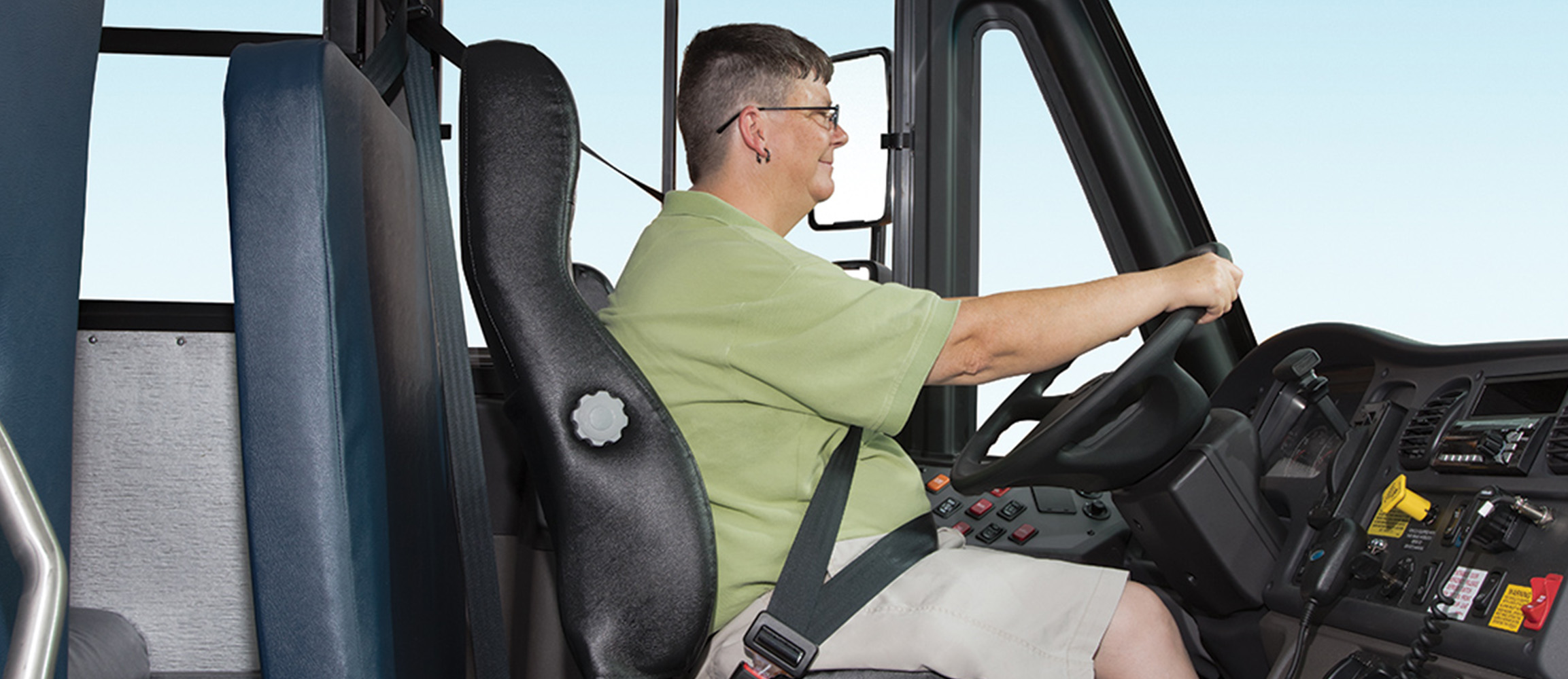 evolved-saf-t-liner-c2-carousel2-9