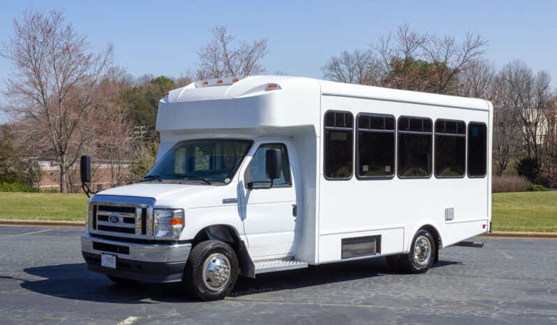 
								2024 ElDorado Advantage – 14P with Wheelchair Lift full									