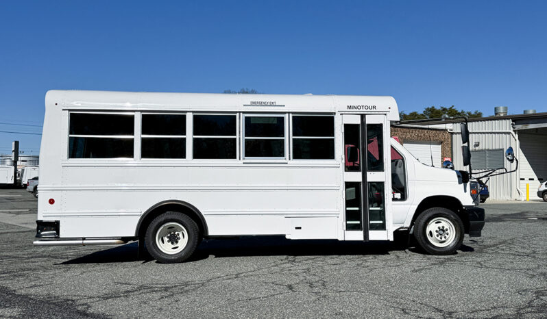 
								2026 Thomas Minotour DRW 051 – 14P – Lap Belts w/ISO Latches (Ford E-350) full									